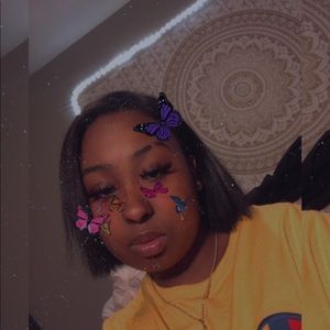 Meet your Posher, Nilaja